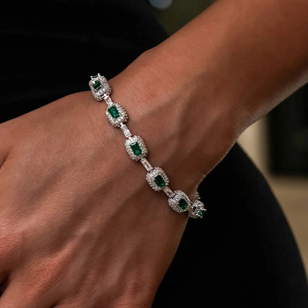 ESKEEM Fashion Jewelry Iced Emerald Cushion Cut Diamond Bracelet White Gold Inlaid Green Baguette Zircon Women's Bracelet 